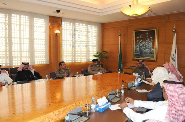 الاتفاق على اهمية تنظيم دخول الشاحنات الى المدن والحرص على السلامة العامة