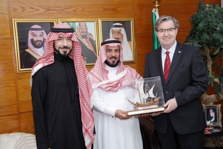 "الخالدي" يلتقي السفير النرويجي ويبحث اهمية السوق السعودية