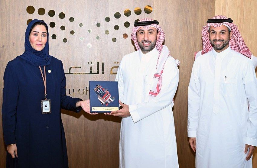 Asharqia Chamber Chairman Meets with Director General of Education in the Eastern Province