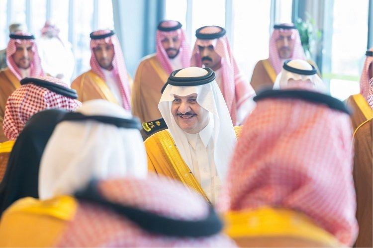​أمير المنطقة الشرقية يدشّن النسخة الثامنة من معرض الحرف والأعمال اليدوية