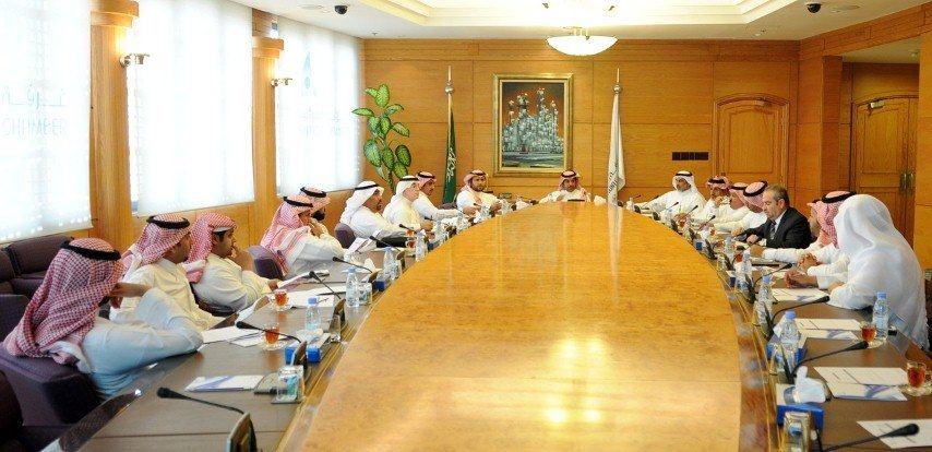 لقاء موسع لمؤسسات النقل البري نهاية أبريل