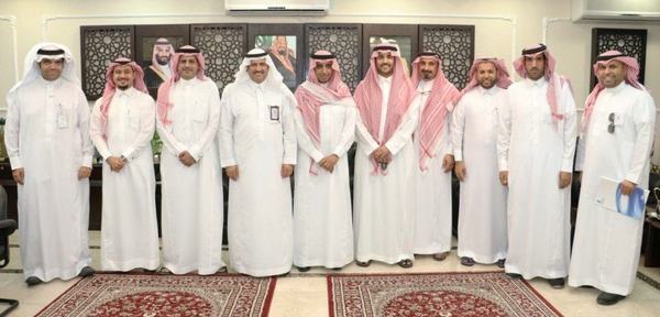 اللجنة اللوجستية بغرفة الشرقية تناقش سبل القضاء على التستر بفرع "العمل"