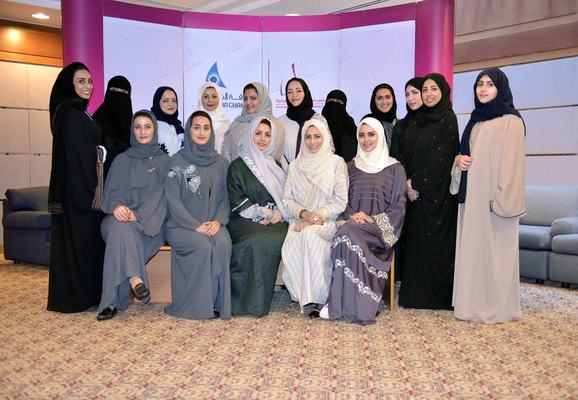 شابات أعمال الشرقية يطّلعن على قوانين الاستثمار ونظام الضرائب الإسباني