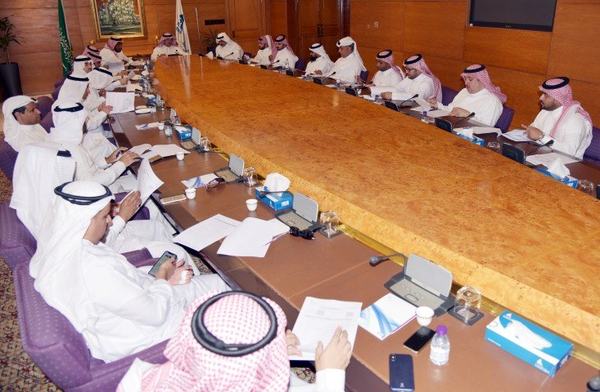 لجنة العقار والتطوير العمراني تناقش عددا من التحديات  في الربع الاخير