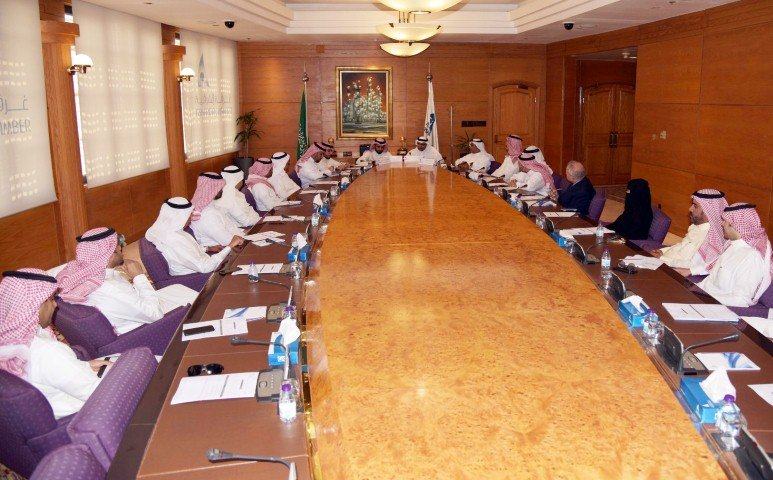 السلوك : تم استحداث إدارتين لتنمية الاستثمار الصحي والالتـزام لتحفيز قطاع الأعمال