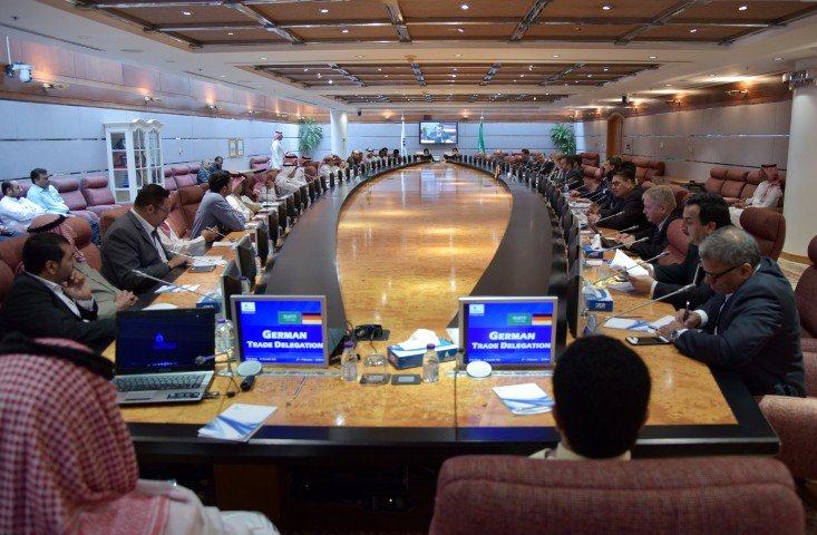 وفد تجاري الماني يستعرض الفرص الاستثمارية مع قطاع الاعمال في غرفة الشرقية