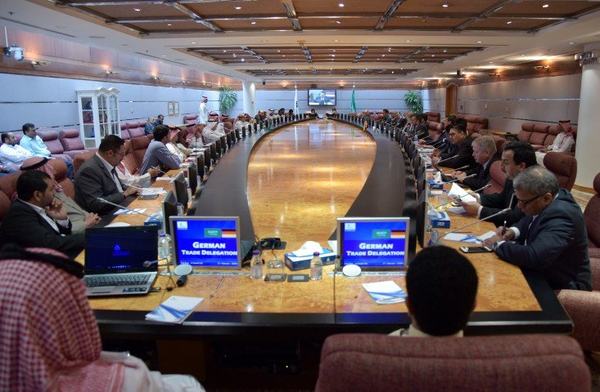 وفد تجاري الماني يستعرض الفرص الاستثمارية مع قطاع الاعمال في غرفة الشرقية