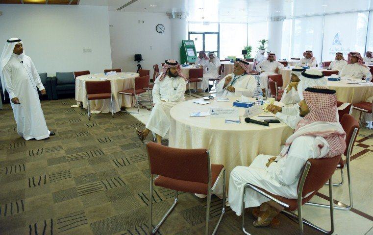 آل سرير:  80% من خدمات مركز خدمات الصناعيين بوكالة الصناعة تقدم اليكترونيا