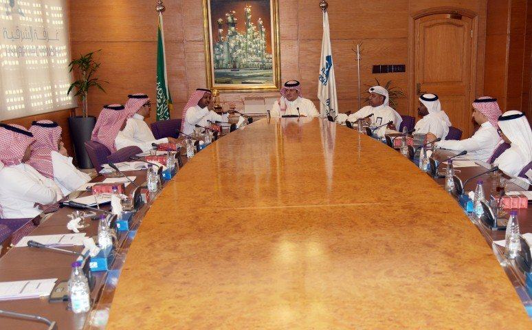 لجنة الاتصالات والتقنية تبحث عددا من الانشطة التي تناقش تحديات القطاع