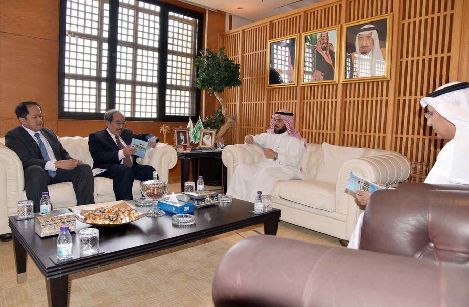 الخالدي يستقبل السكرتير الأول بالسفارة الإندونيسية