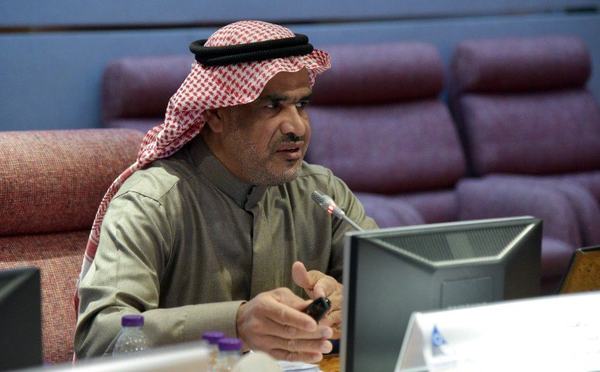 "العمل": ثقافة الحقوق والواجبات ضرورة لتحسين العلاقة بين العامل وصاحب العمل