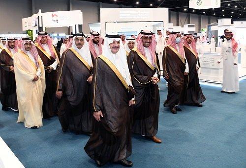 أمير الشرقية : شباب وشابات الوطن مؤهلين ويساهمون بفعالية في بناء الوطن