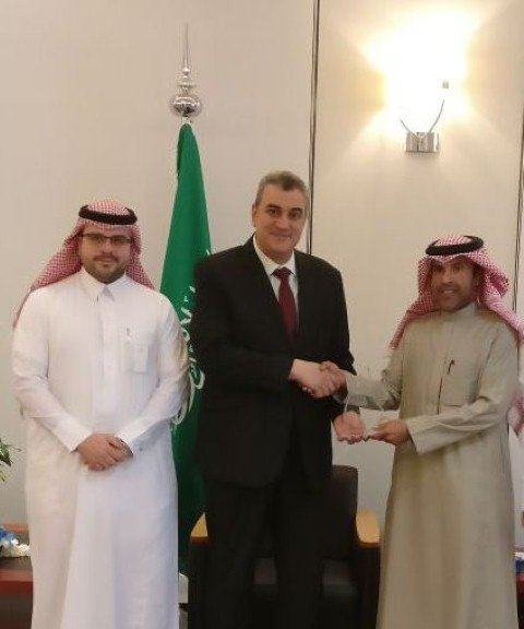 (اساسيات المحاسبة في المشاريع الصغيرة والمتوسطة) بفرع غرفة الشرقية بالجبيل