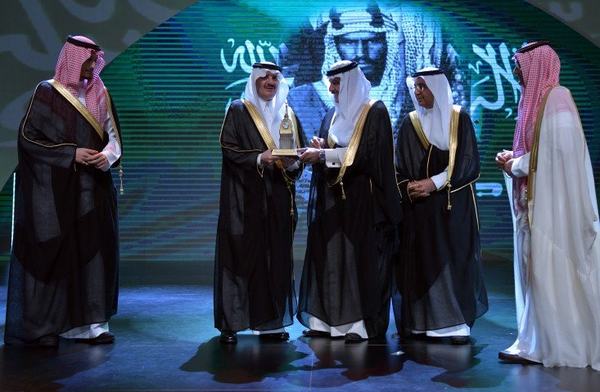 امير الشرقية يشرف حفل الاهالي بمناسبة عيد الفطر السعيد