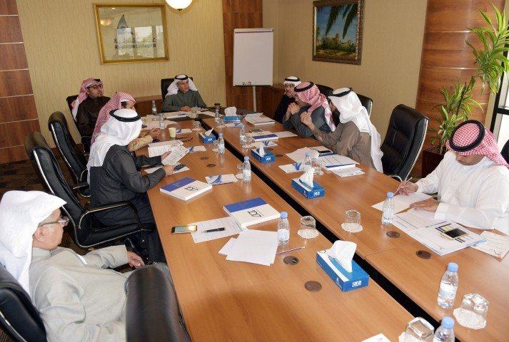 المرباطي رئيسا  للجنة السياحة بغرفة الشرقية والمقبل نائبا