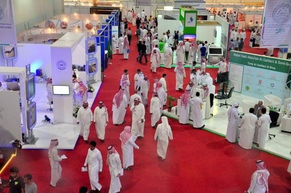 مستثمرون قطاع تأجير المعدات يؤكدون على التدريب ومكافحة التستر