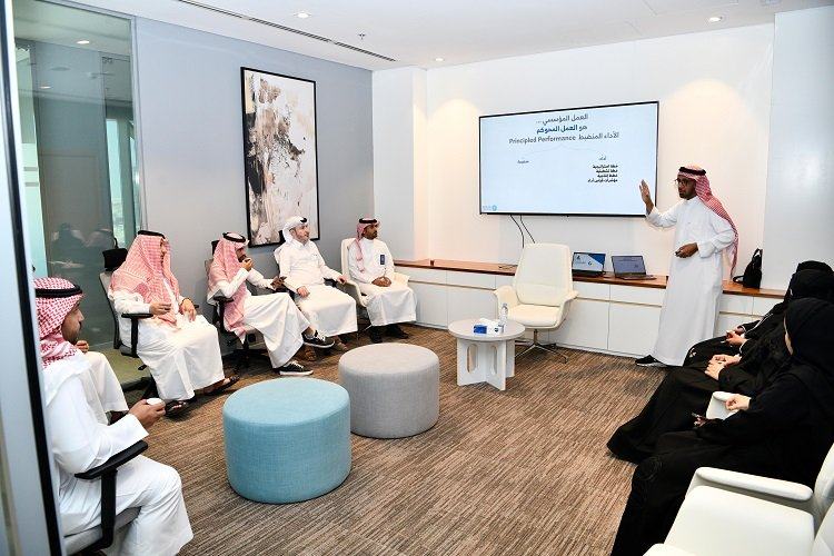 حاضنة غرفة الشرقية تستعرض "الهيكلة واعادة الهيكلة في المنشآت وأثره في تطوير أداء الشركات والمؤسسات"