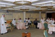 استحداث برامج لدعم اقتصاد المنشآت