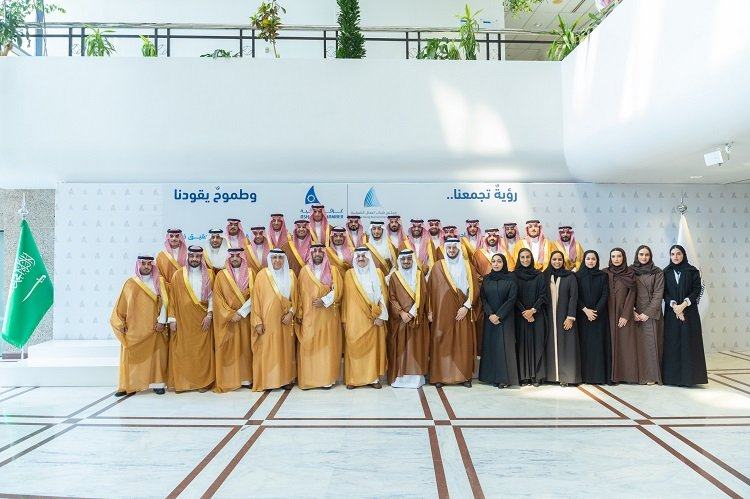 ​سمو أمير المنطقة الشرقية يدشن منصة «تمكين» لدعم رواد الأعمال والمنشآت الصغيرة والمتوسطة