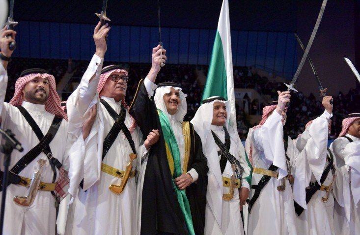 الوابل : اوبريت وطني يقدم اول ايام العيد في الصالة الرياضية الخضراء