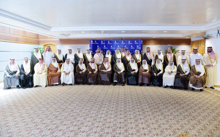 أمير الشرقية : لجنة أصدقاء المرضى نموذج مُشرف للمنطقة الشرقية والمملكة