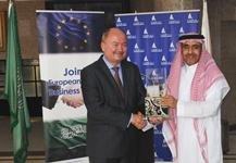 التكنولوجيا الحديثة في صناعات النفط بمعرض الكتالوجات الاوروبي بغرفة الشرقية
