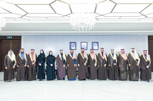 ​نائب أمير المنطقة الشرقية يلتقي مجلس إدارة غرفة الشرقية ويثمن جهود الغرفة في خدمة قطاع الأعمال بالمنطقة